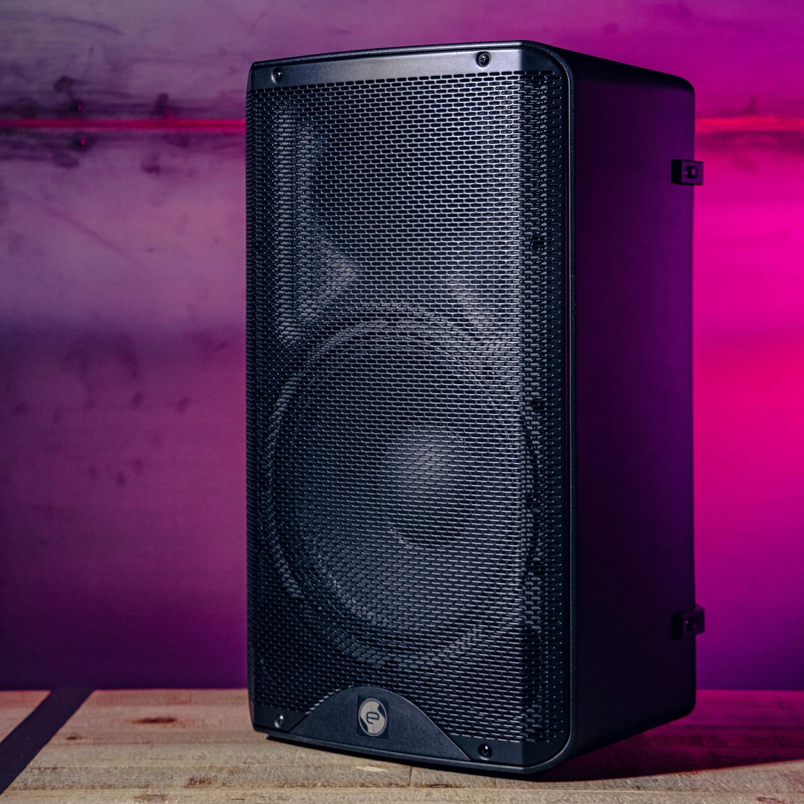 HAWK 12 inch active speaker with powerful audio performance for professional events, live performances, DJ setups, presentations, and PA sound systems